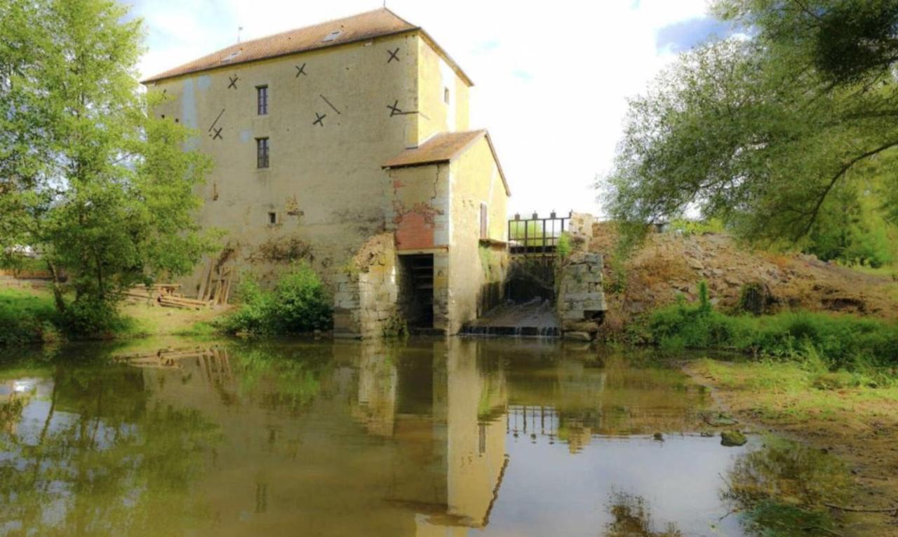 ホテル Le Moulin De Gateau Saint-Pierre-les-Etieux エクステリア 写真